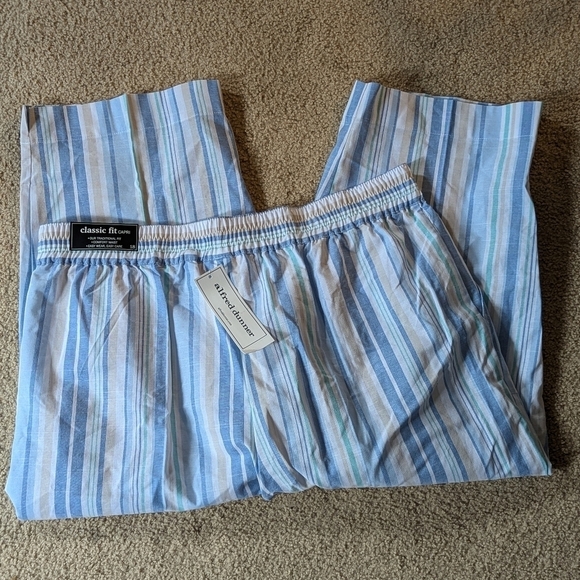 New with Tags Alfred Dunner Blue & White Stripe Classic Fit Capri Size 18 - Picture 1 of 5